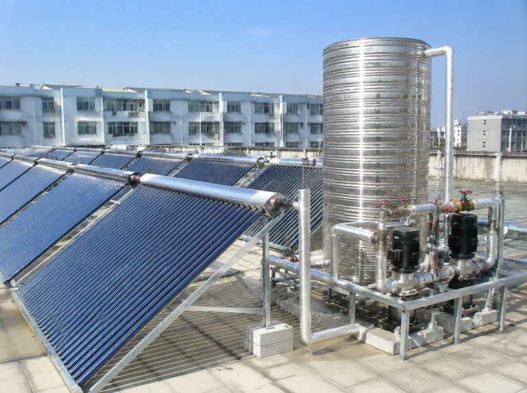 孝南区商用大容量真空管太阳能热水系统